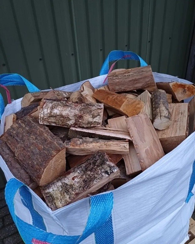 firewood-Mix 25 cm – 4 SRM in Big Bags – kiln-dried