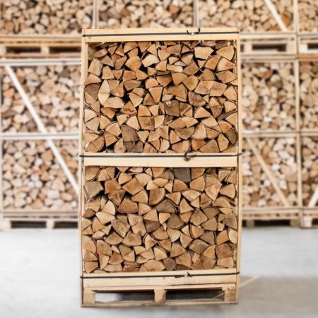 pallet of kiln-dried split birch firewood 25cm