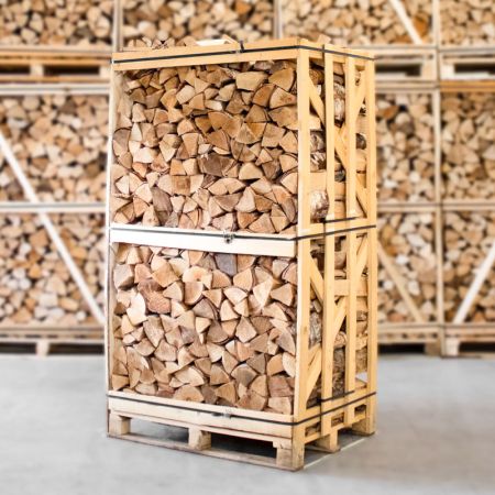 pallet of kiln-dried split birch firewood 25cm