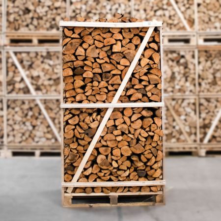pallet of kiln-dried split althe firewood 25cm